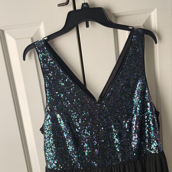 Torrid Size 14 Mid Length Sequin Party Dress Prom Wedding Guest Homecoming - Picture 3 of 4